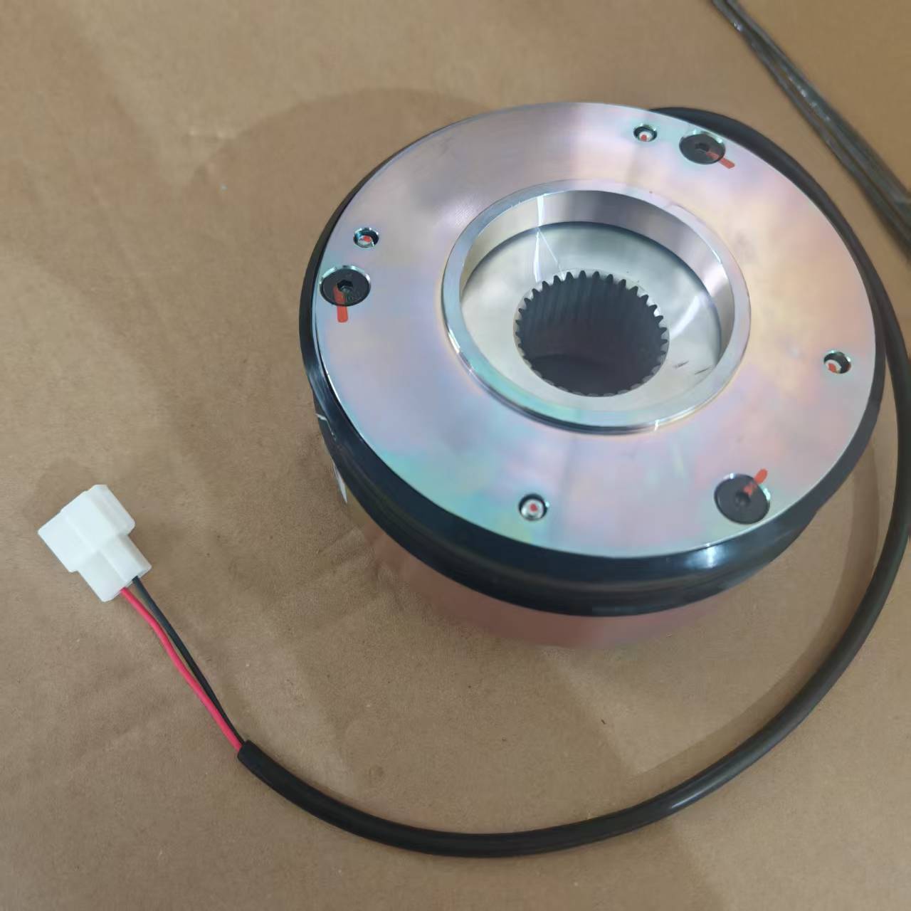 Car Electronics - فرامل إلكترونية 45712D-F-L0.52 42V مع موصل